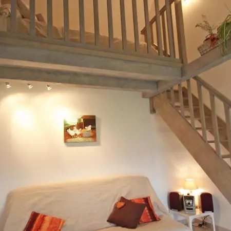 Maison De Charme Avec Jardin, Equipements Inclus, Et Velos A Disposition - Fr-1-497-165